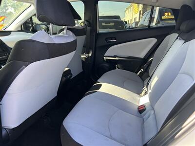 2019 Toyota Prius L Eco   - Photo 39 - Riverside, CA 92508