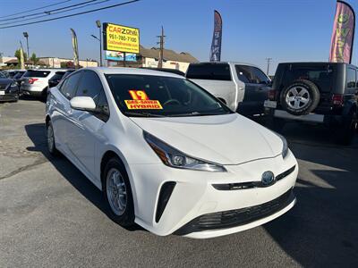 2019 Toyota Prius L Eco   - Photo 5 - Riverside, CA 92508