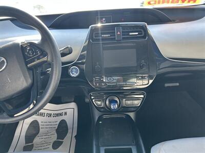 2019 Toyota Prius L Eco   - Photo 71 - Riverside, CA 92508