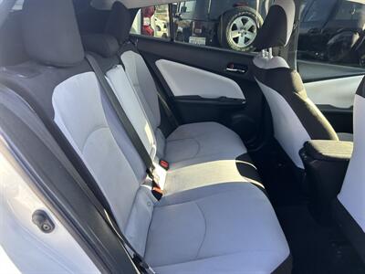 2019 Toyota Prius L Eco   - Photo 24 - Riverside, CA 92508