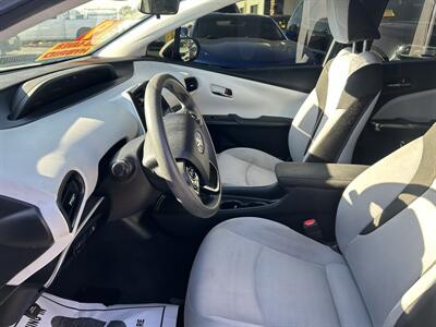 2019 Toyota Prius L Eco   - Photo 26 - Riverside, CA 92508