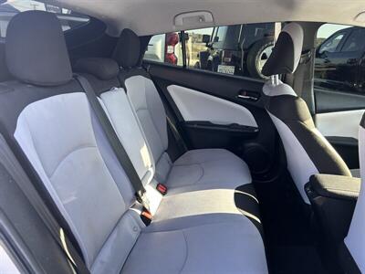 2019 Toyota Prius L Eco   - Photo 53 - Riverside, CA 92508
