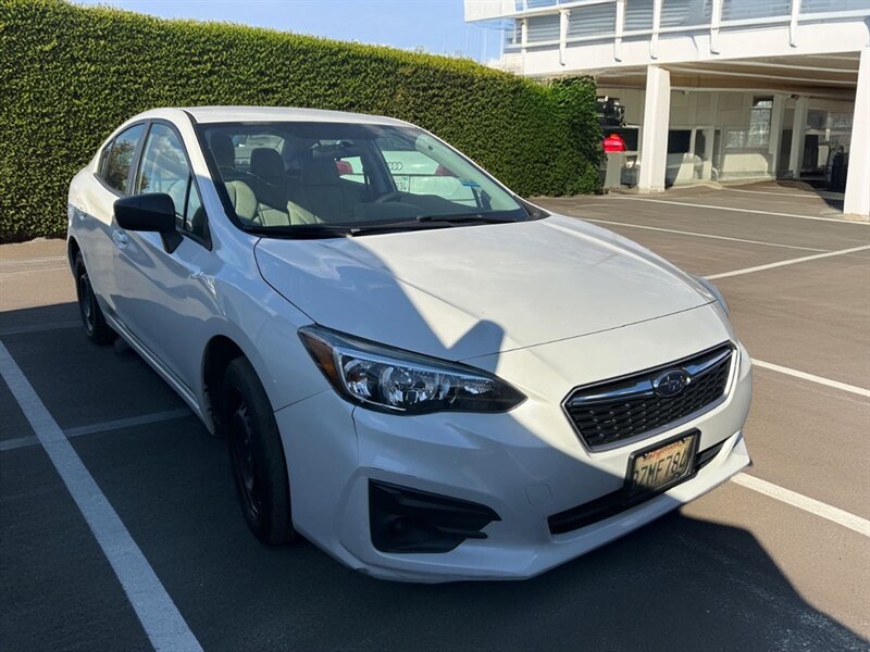2019 Subaru Impreza 2.0i  