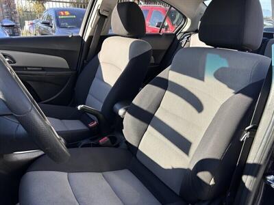 2016 Chevrolet Cruze Limited LS Manual   - Photo 36 - Riverside, CA 92508