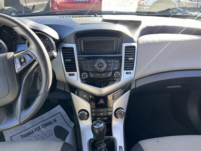 2016 Chevrolet Cruze Limited LS Manual   - Photo 49 - Riverside, CA 92508