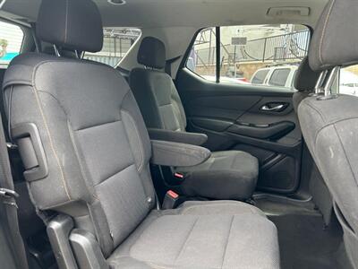 2020 Chevrolet Traverse LT Cloth - Photo 11 - Riverside, CA 92508