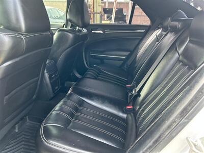 2022 Chrysler 300 Series S V6 - Photo 19 - Riverside, CA 92508