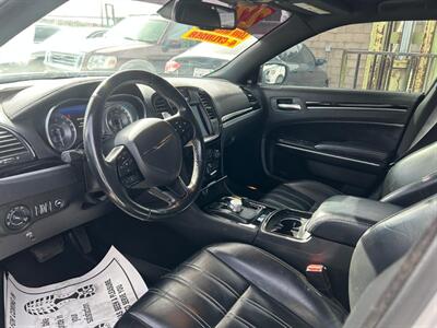 2022 Chrysler 300 Series S V6 - Photo 22 - Riverside, CA 92508