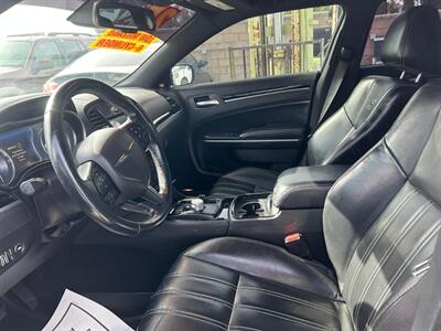 2022 Chrysler 300 Series S V6 - Photo 3 - Riverside, CA 92508