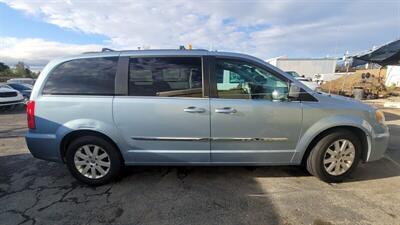 2013 Chrysler Town & Country Touring   - Photo 37 - Riverside, CA 92508