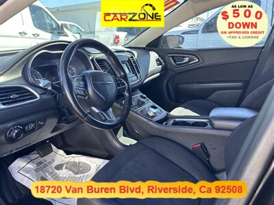 2015 Chrysler 200 Limited   - Photo 9 - Riverside, CA 92508