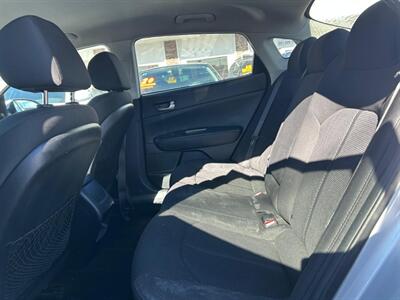 2019 Kia Optima LX - Photo 10 - Riverside, CA 92508