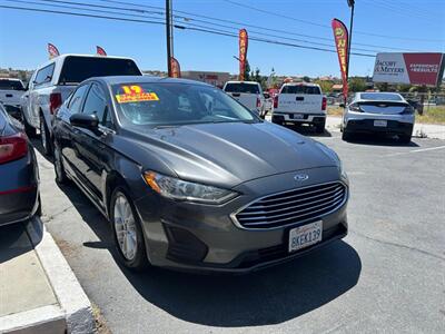 2019 Ford Fusion SE   - Photo 7 - Riverside, CA 92508