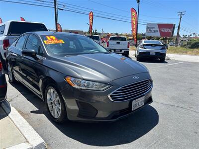 2019 Ford Fusion SE   - Photo 6 - Riverside, CA 92508