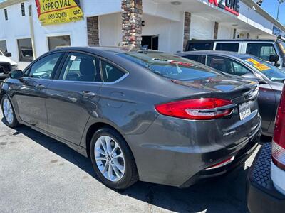 2019 Ford Fusion SE   - Photo 4 - Riverside, CA 92508