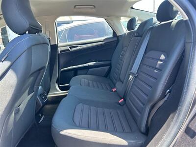 2019 Ford Fusion SE   - Photo 15 - Riverside, CA 92508