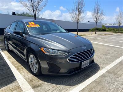 2019 Ford Fusion SE   - Photo 1 - Riverside, CA 92508