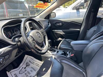 2018 Jeep Cherokee Latitude Plus   - Photo 17 - Riverside, CA 92508