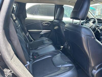 2018 Jeep Cherokee Latitude Plus   - Photo 6 - Riverside, CA 92508