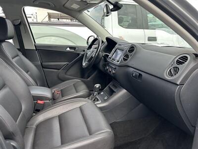2017 Volkswagen Tiguan 2.0T S   - Photo 51 - Riverside, CA 92508