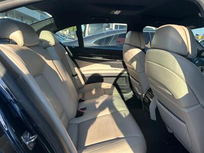 2012 BMW 750i   - Photo 15 - Riverside, CA 92508