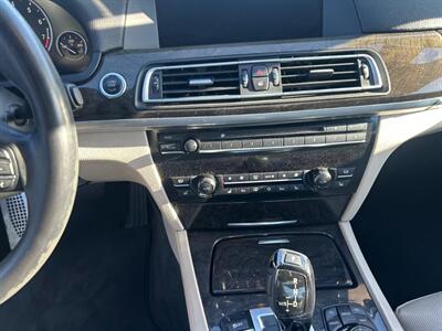2012 BMW 750i   - Photo 21 - Riverside, CA 92508