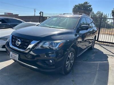 2018 Nissan Pathfinder SL   - Photo 5 - Riverside, CA 92508
