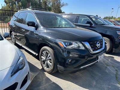 2018 Nissan Pathfinder SL   - Photo 3 - Riverside, CA 92508