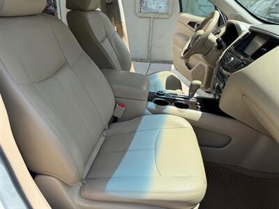 2014 Nissan Pathfinder Platinum   - Photo 12 - Boise, ID 83706