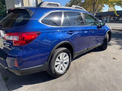 2015 Subaru Outback 2.5i Premium - Photo 2 - Boise, ID 83706