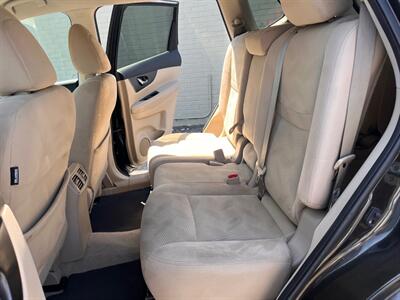 2015 Nissan Rogue SV   - Photo 14 - Boise, ID 83706