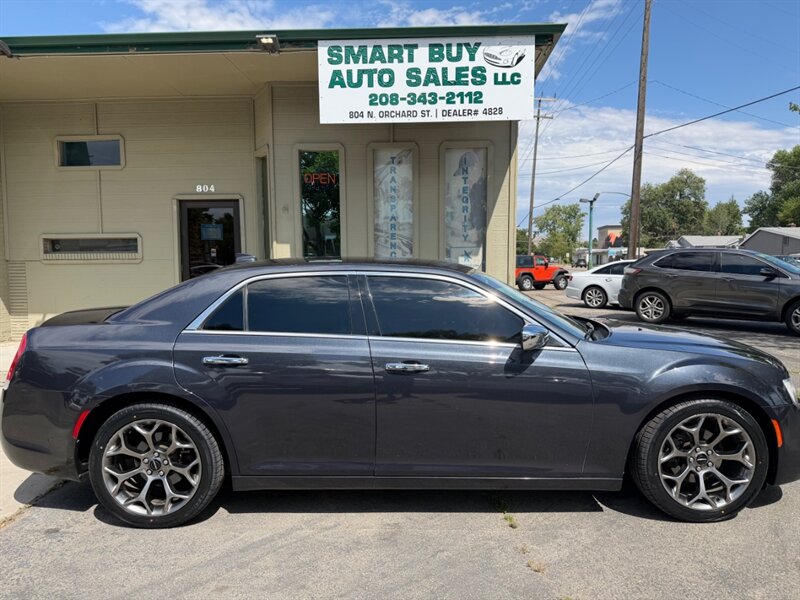 2018 Chrysler 300 Series Limited   - Photo 1 - Boise, ID 83706