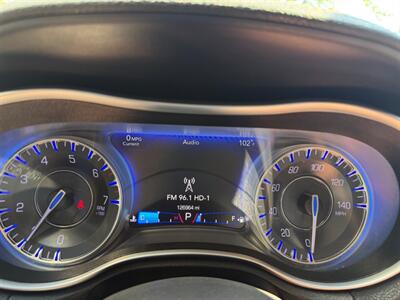 2018 Chrysler 300 Series Limited - Photo 13 - Boise, ID 83706