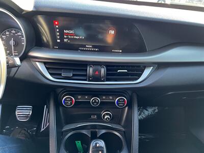 2018 Alfa Romeo Stelvio Sport   - Photo 13 - Boise, ID 83706