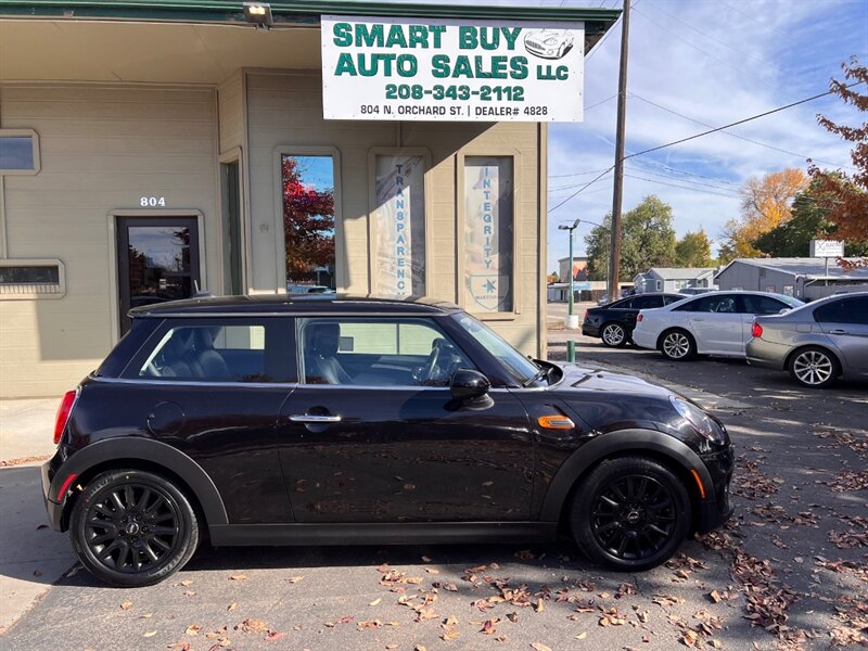 2017 MINI Cooper Base