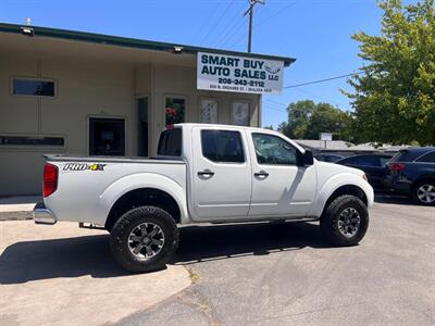 2018 Nissan Frontier PRO-4X   - Photo 2 - Boise, ID 83706