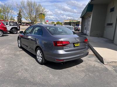 2017 Volkswagen Jetta 1.4T SE   - Photo 2 - Boise, ID 83706