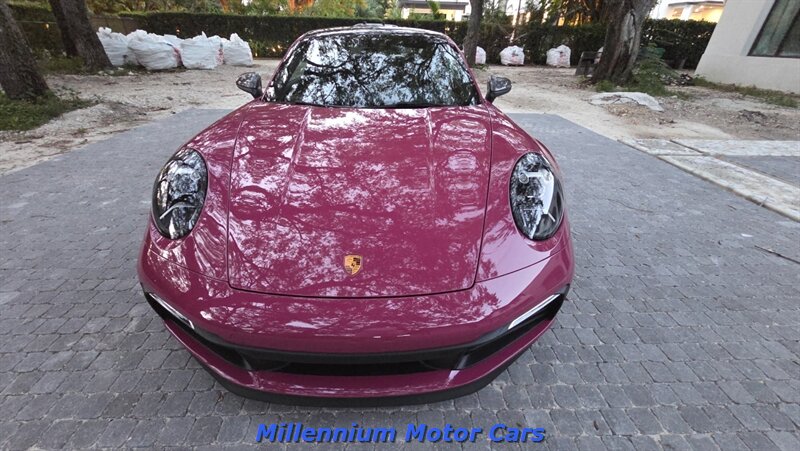 2024 Porsche 911 Carrera T - Photo 4 - Warminster, PA 18974