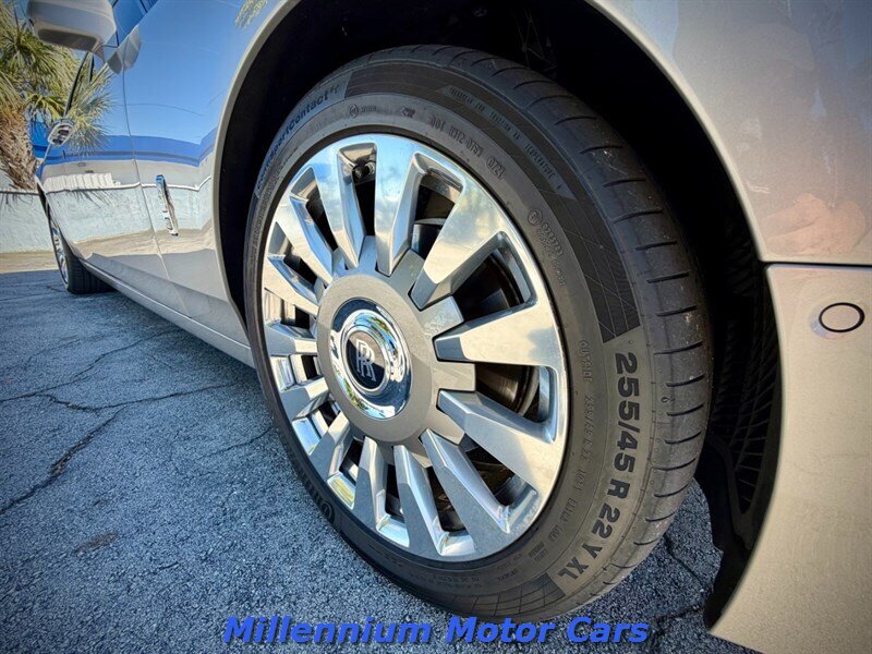 2018 Rolls-Royce Phantom Base - Photo 18