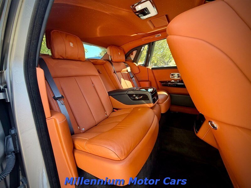 2018 Rolls-Royce Phantom Base - Photo 31