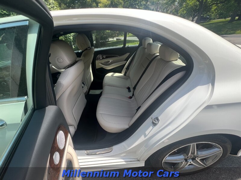 2019 Mercedes-Benz E 300 4MATIC - Photo 32 - Warminster, PA 18974