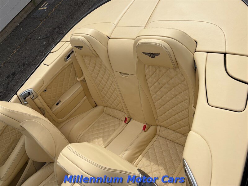 2017 Bentley Continental GT Base - Photo 37