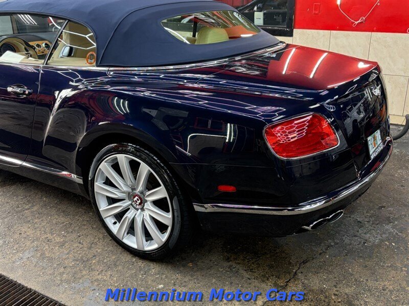 2017 Bentley Continental GT Base - Photo 6
