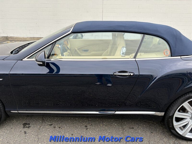 2017 Bentley Continental GT Base - Photo 24