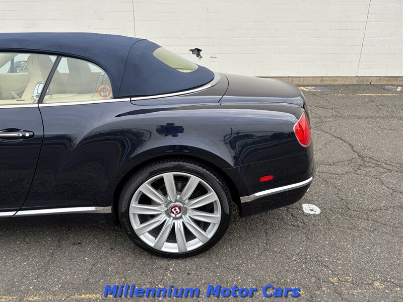 2017 Bentley Continental GT Base - Photo 23
