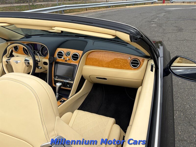 2017 Bentley Continental GT Base - Photo 42