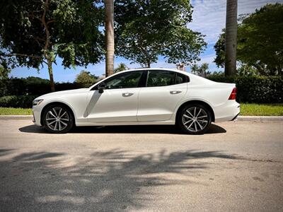 2022 Volvo S60 B5 Momentum   - Photo 4 - Warminster, PA 18974