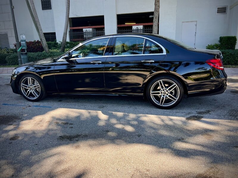 2020 Mercedes Benz E 350 photo 4