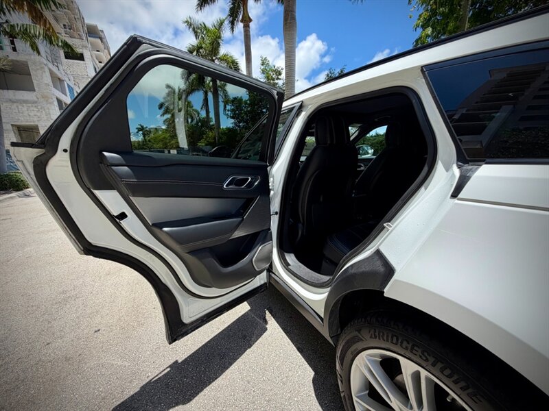 2019 Land Rover Range Rover Velar P380 R-Dynamic HSE - Photo 22 - Warminster, PA 18974