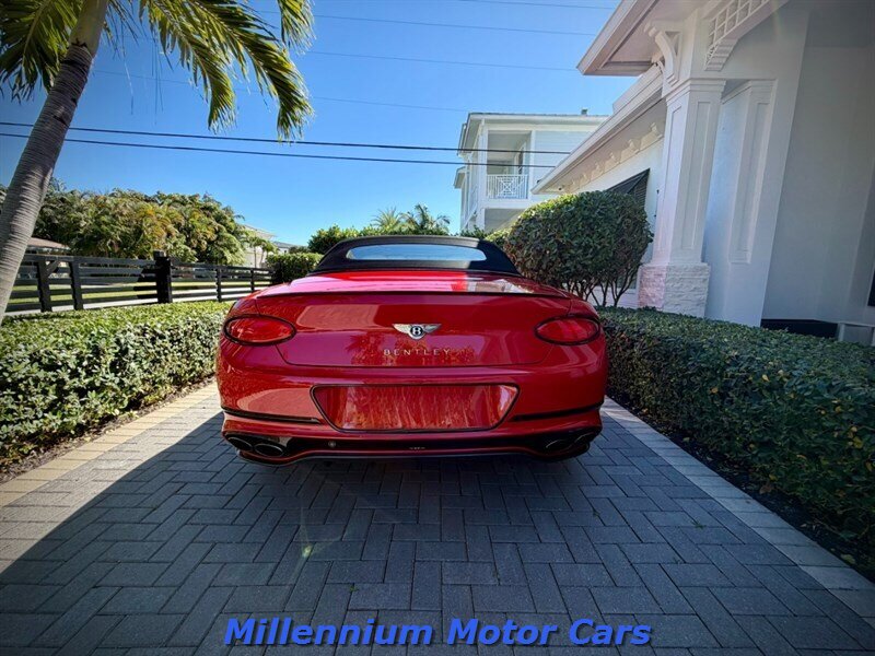 2023 Bentley Continental GTC Base - Photo 7